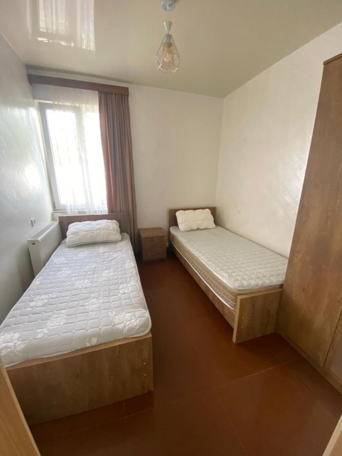 Kochalidze Family Apartment Batumi Bagian luar foto